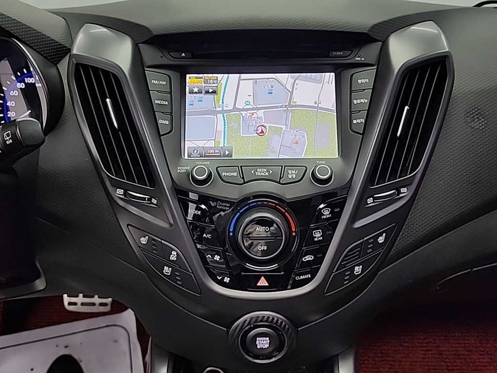 HYUNDAI Veloster - Vista 10