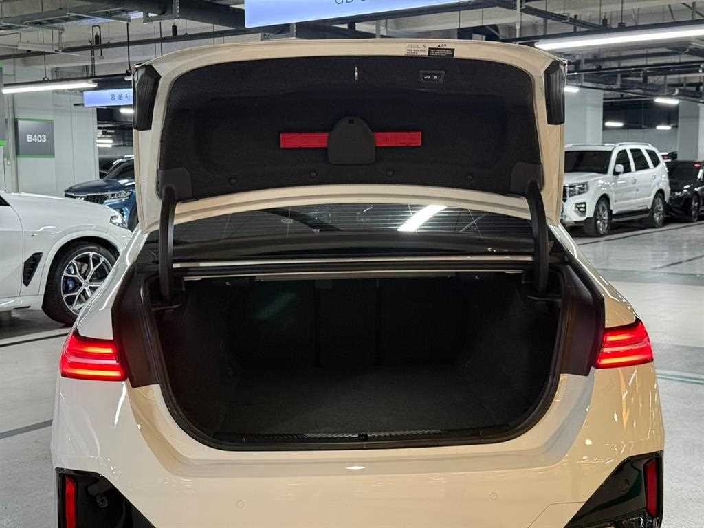 BMW i5 2024 Blanco - Importación desde Corea - HF Imports Iquique - Foto 19