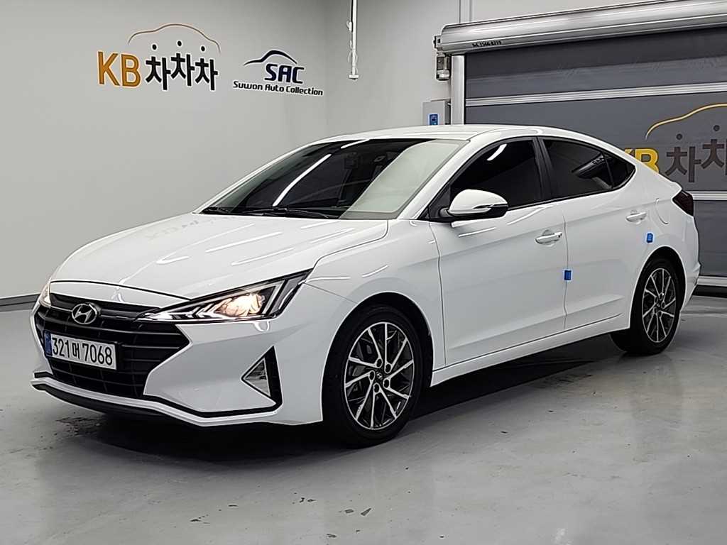 HYUNDAI Avante 2019 Blanco - Importación desde Corea - HF Imports Iquique - Foto 1