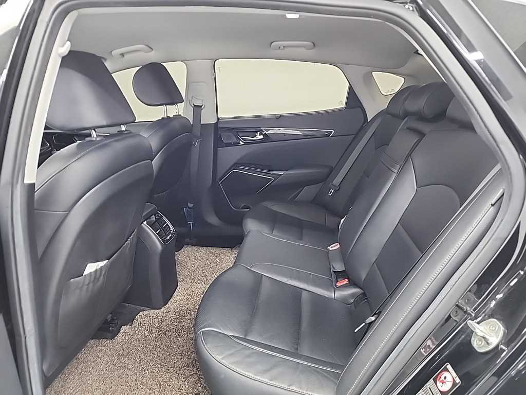 KIA K7 - Vista 12