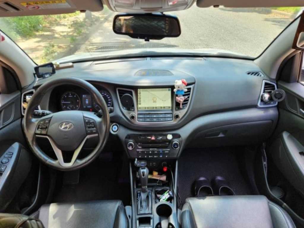 HYUNDAI Tucson - Vista 4