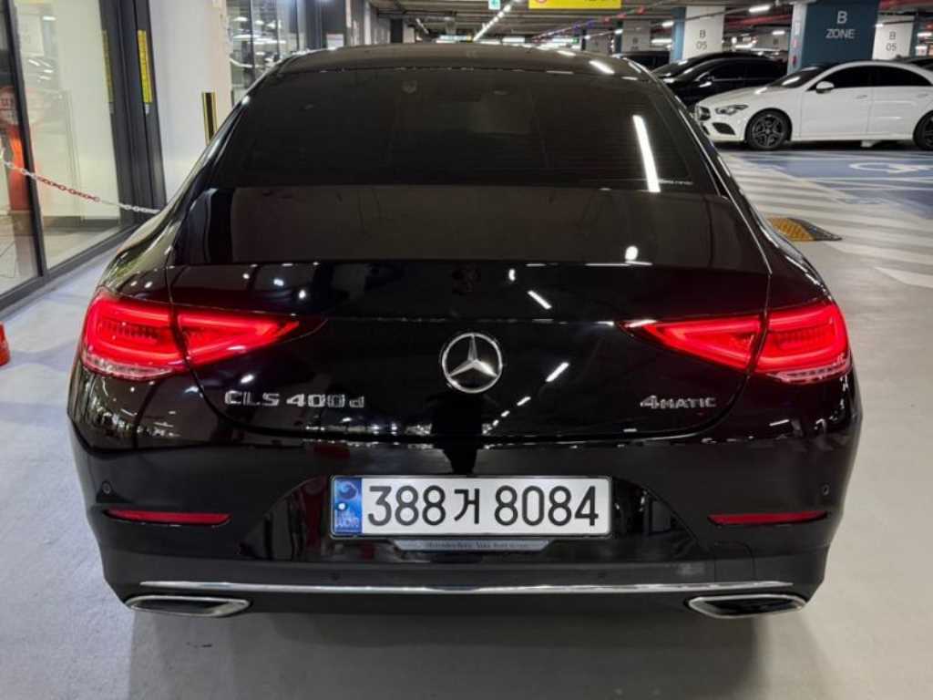 Mercedes Benz CLS Class - Vista 5