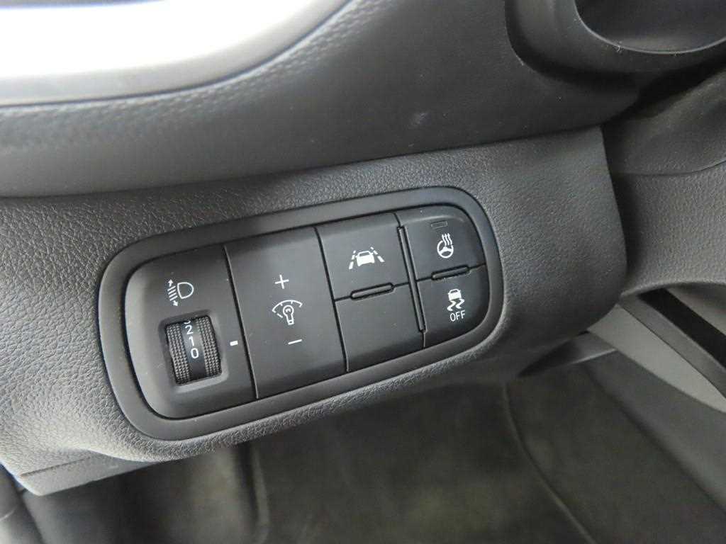 HYUNDAI Venue - Vista 10