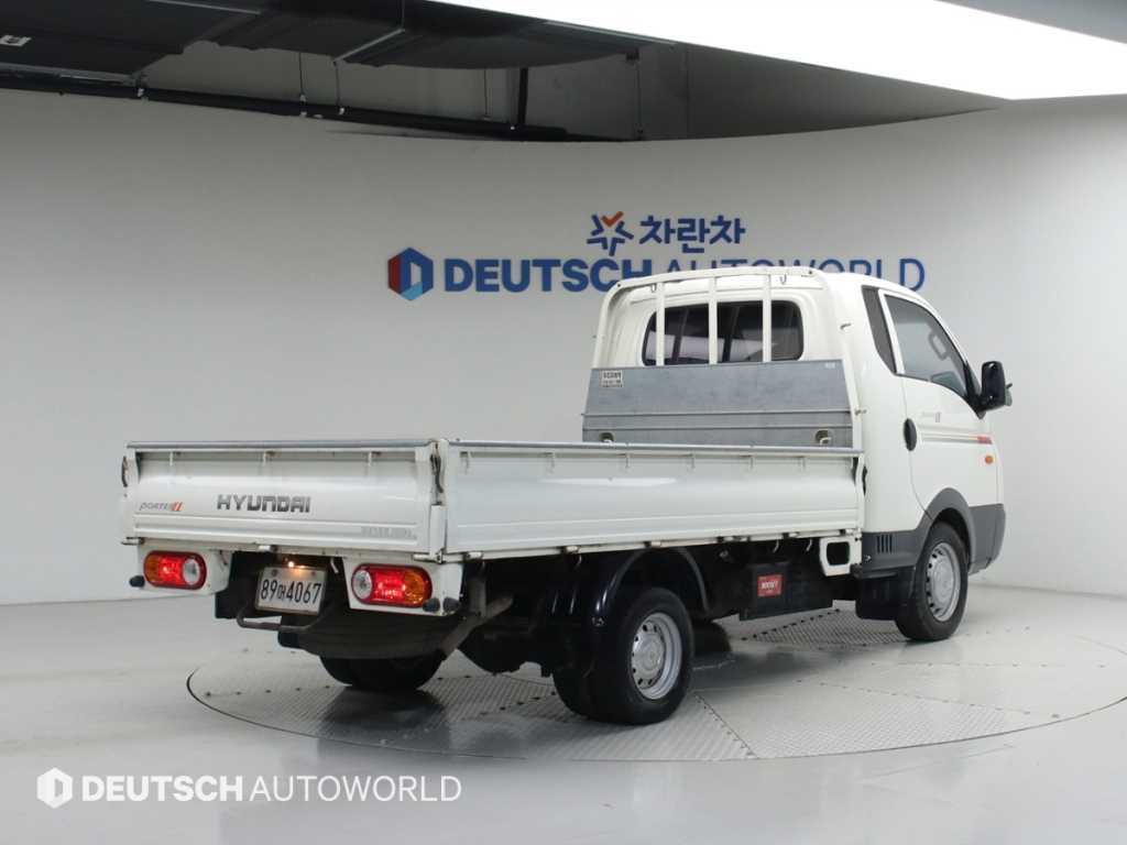 Small Truck Cargo (small) - Vista 2