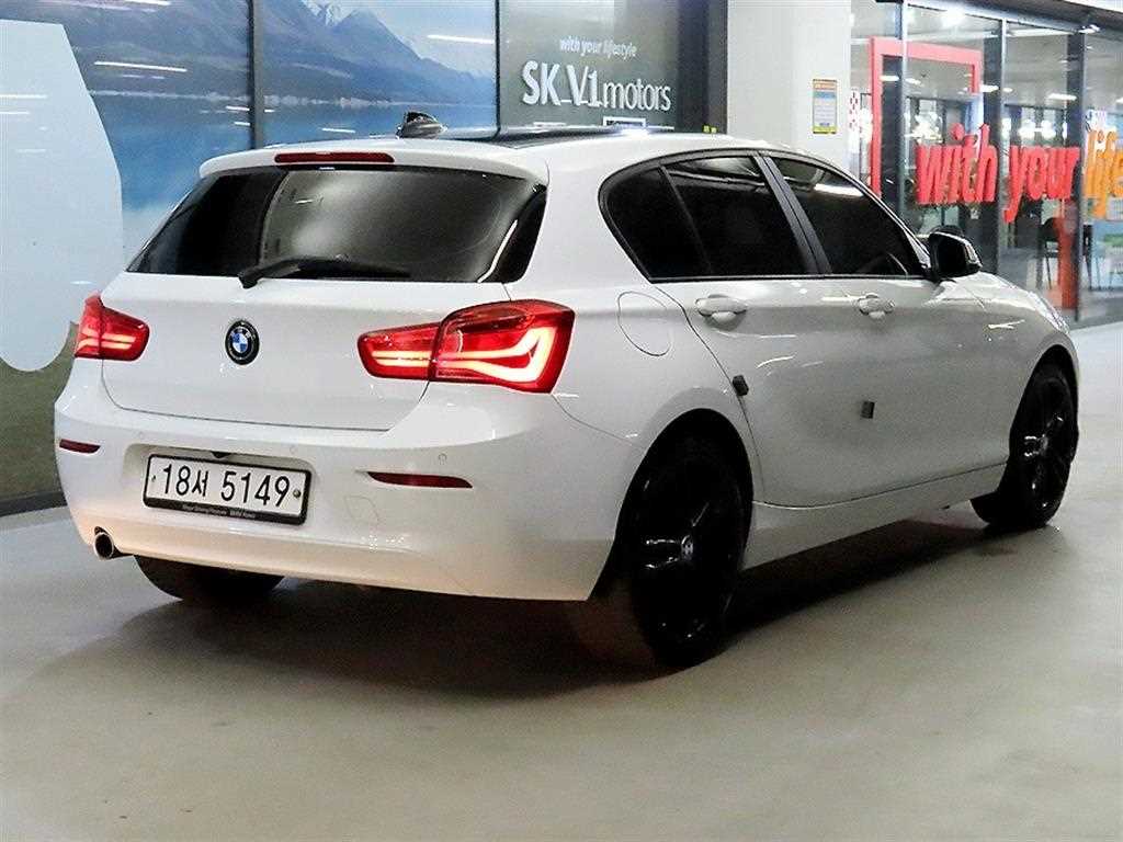 BMW 1 series - Vista 4