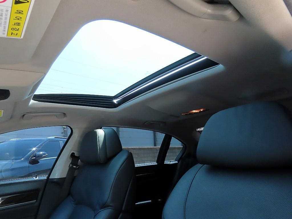 BMW 7 Series 2012 Negro - Importación desde Corea - HF Imports Iquique - Foto 15