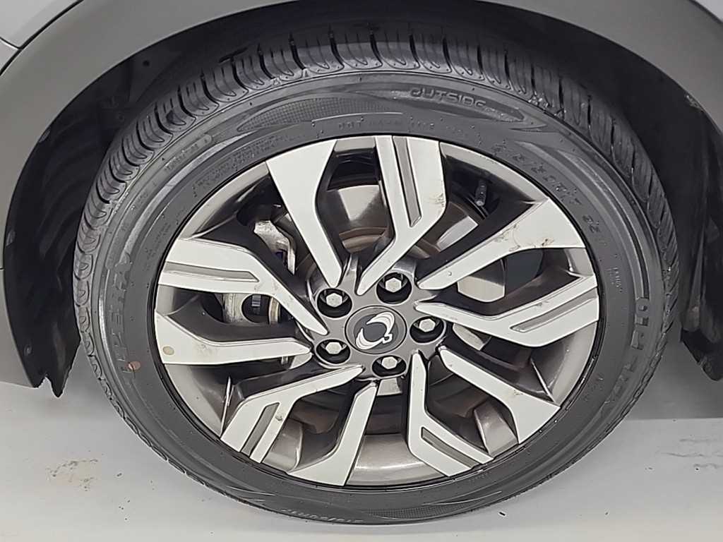 Ssangyong Tivoli 2018 Gris - Importación desde Corea - HF Imports Iquique - Foto 19