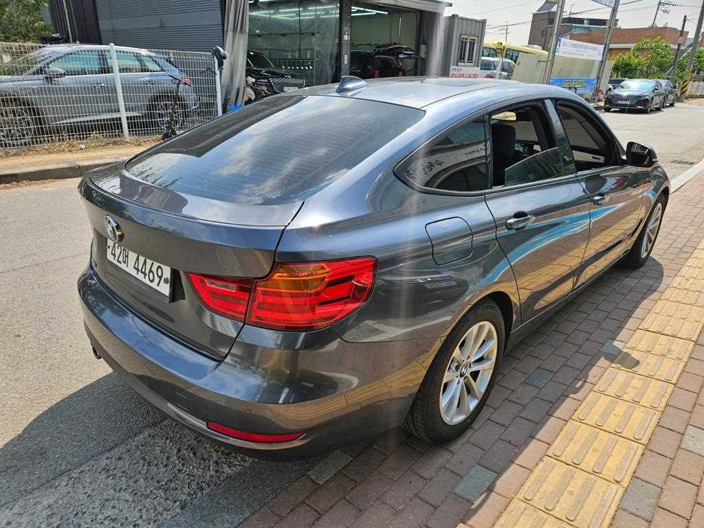 BMW Gran Turismo - Vista 6