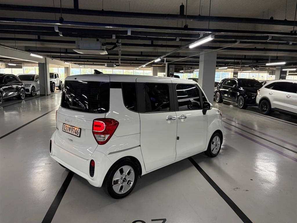 KIA Ray - Vista 4