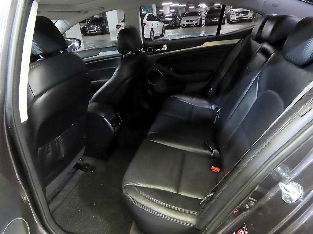KIA K7 - Vista 7