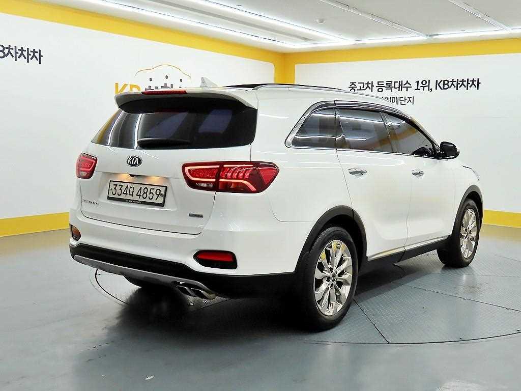 KIA Sorento - Vista 4