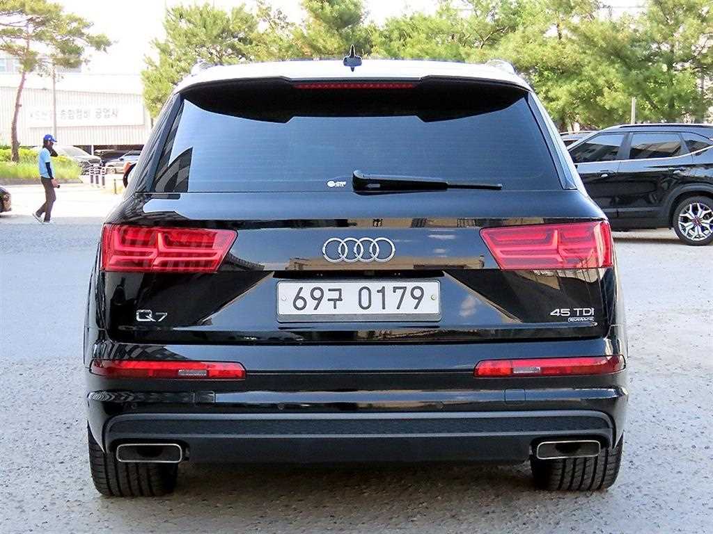 Audi Q7 - Vista 4