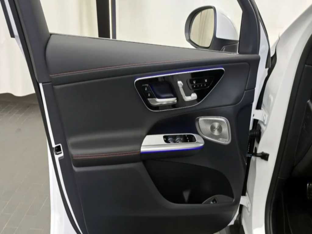 Mercedes Benz GLC Class - Vista 10