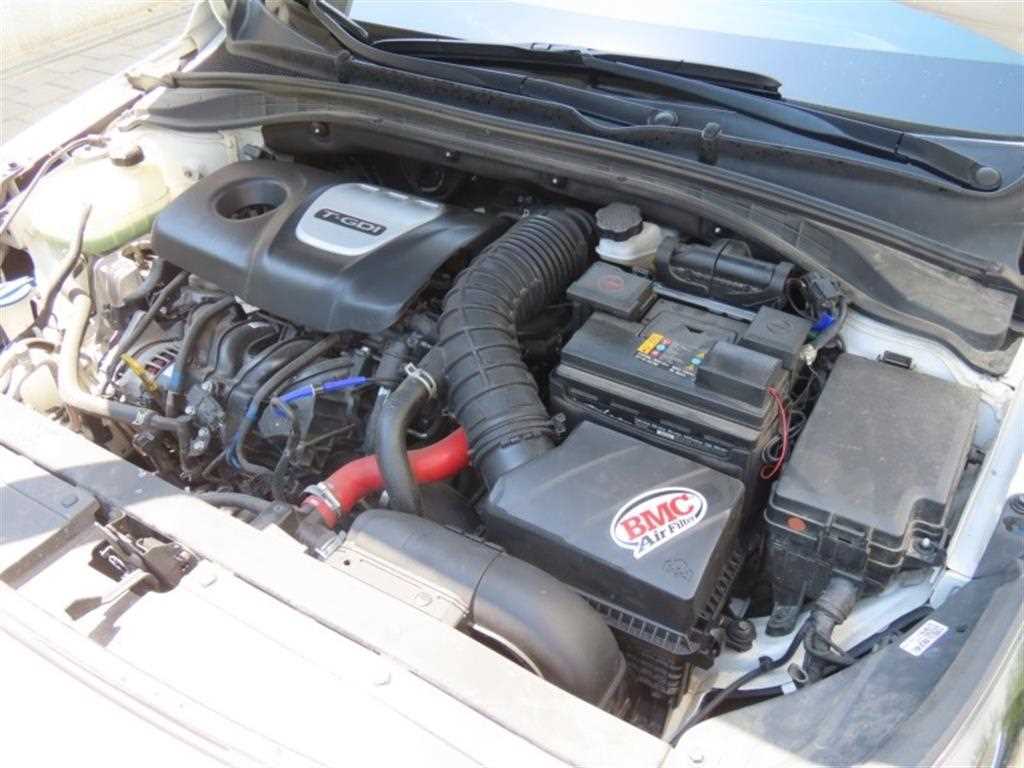 HYUNDAI i30 - Vista 12