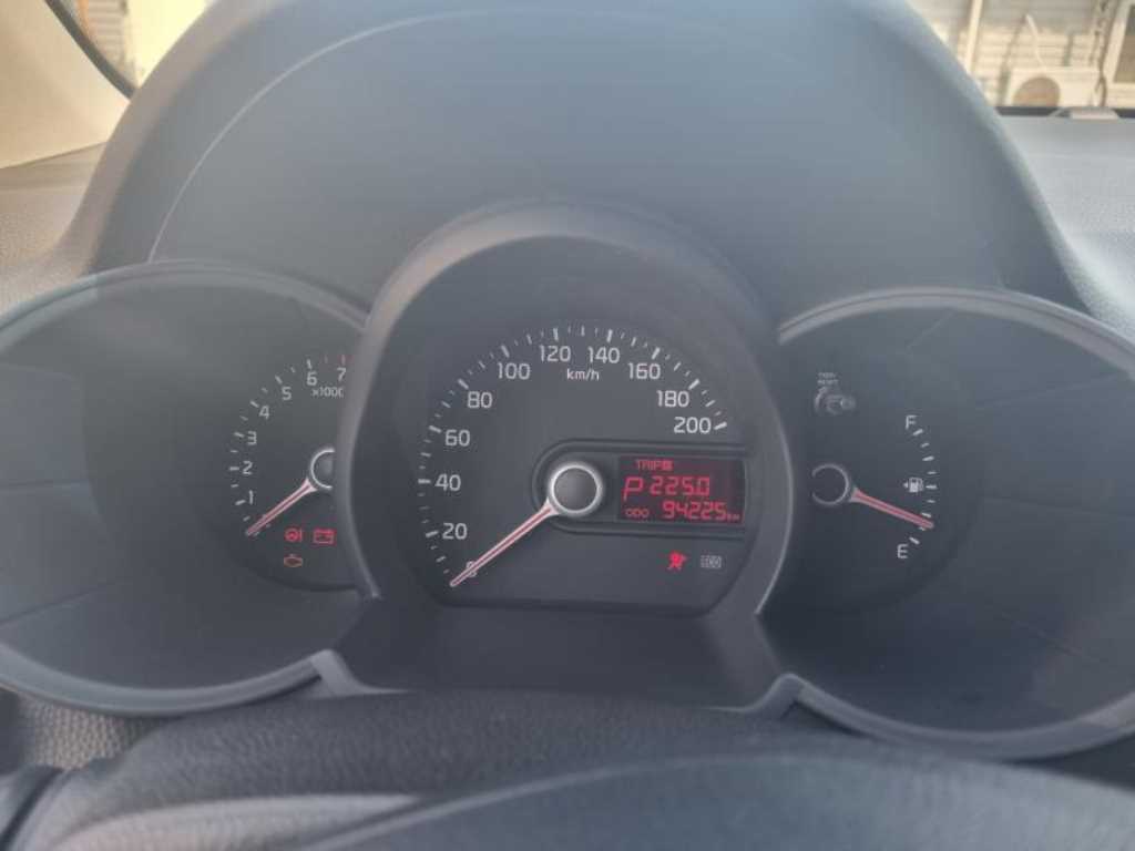 KIA Morning - Vista 4