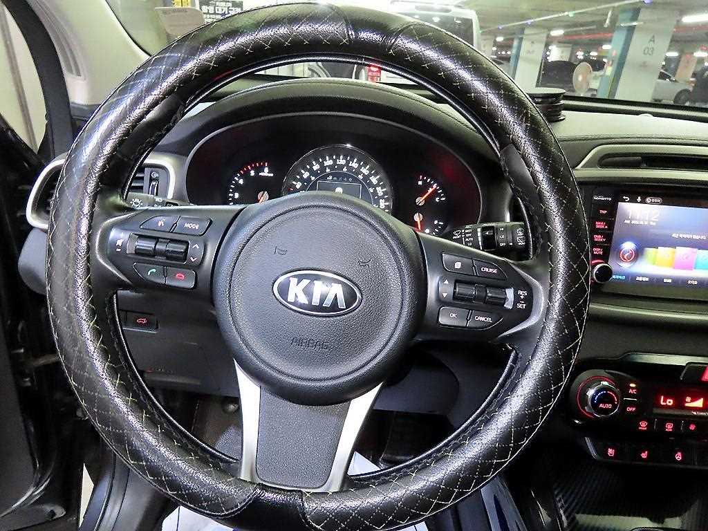 KIA Sorento - Vista 8