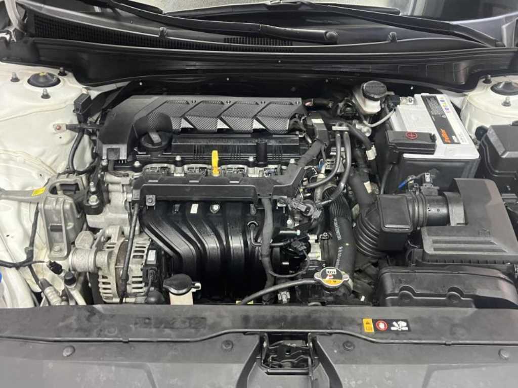 HYUNDAI Avante 2021 Blanco - Importación desde Corea - HF Imports Iquique - Foto 14