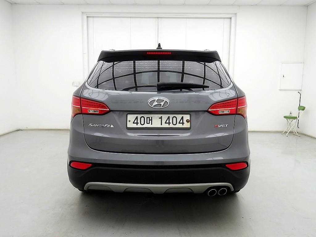 HYUNDAI Santa Fe - Vista 3