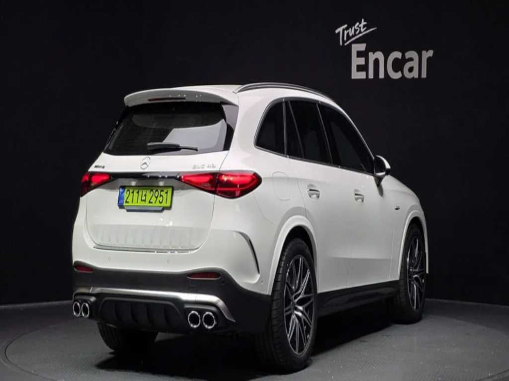 Mercedes Benz GLC Class - Vista 2