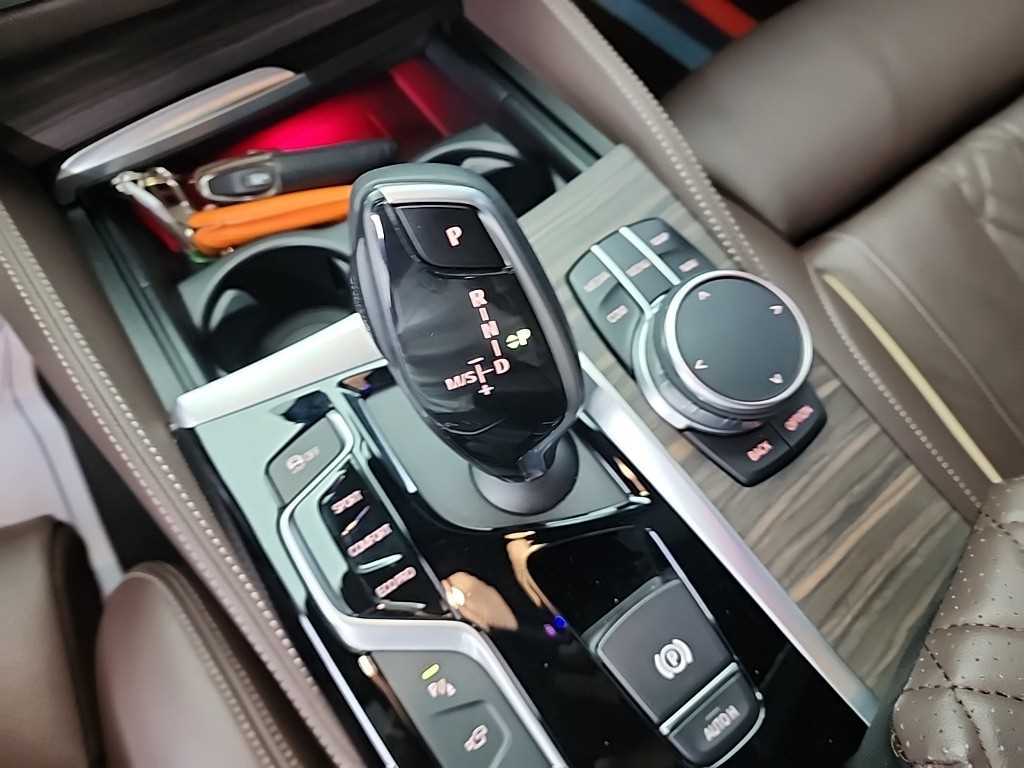 BMW 5 Series - Vista 8