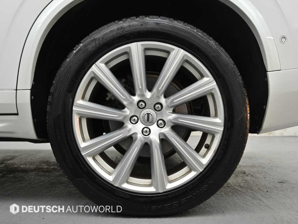 Volvo XC90 - Vista 5