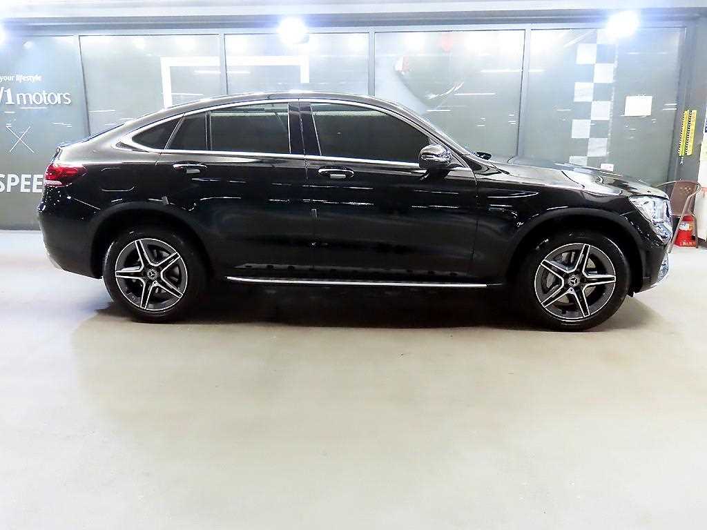Mercedes Benz GLC Class - Vista 3