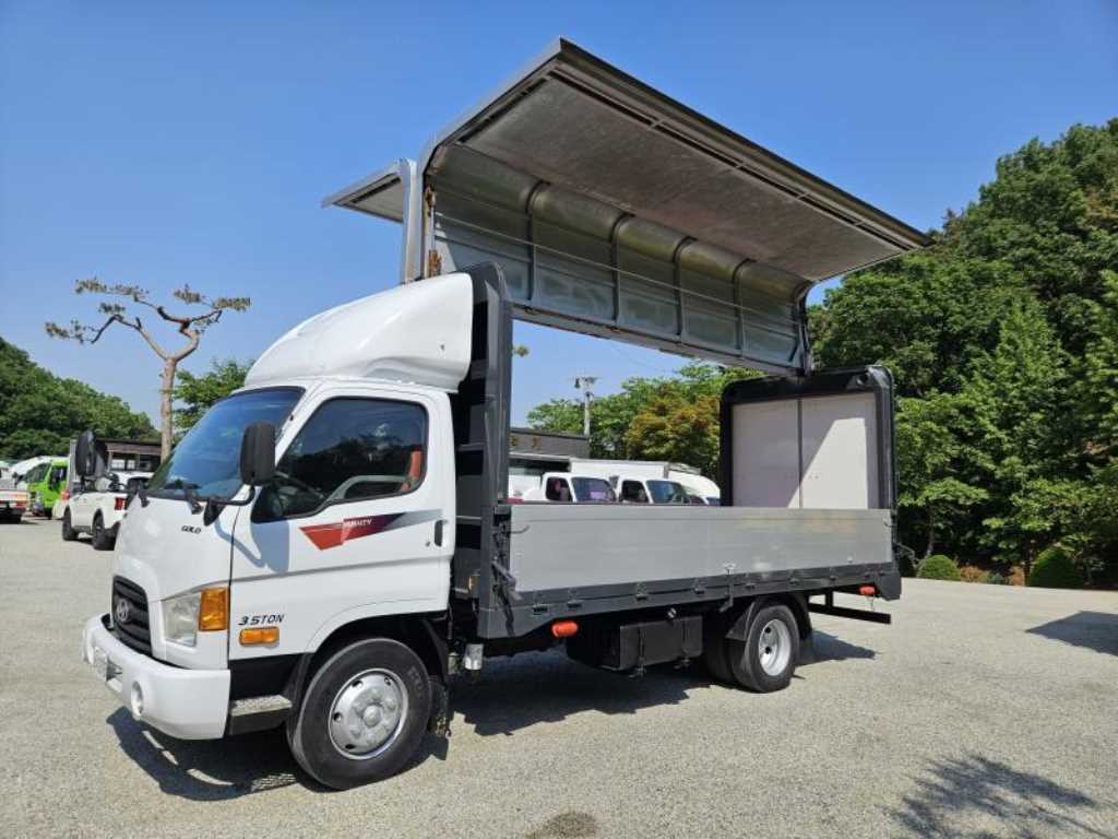medium and large cargo truck - Vista 4