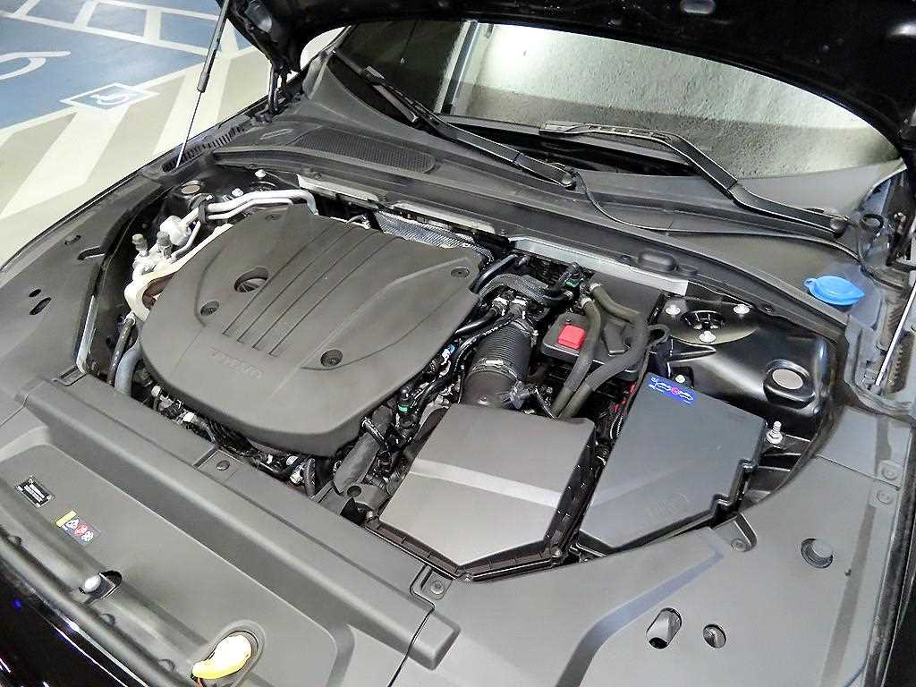 Volvo V90 2024 Negro - Importación desde Corea - HF Imports Iquique - Foto 19