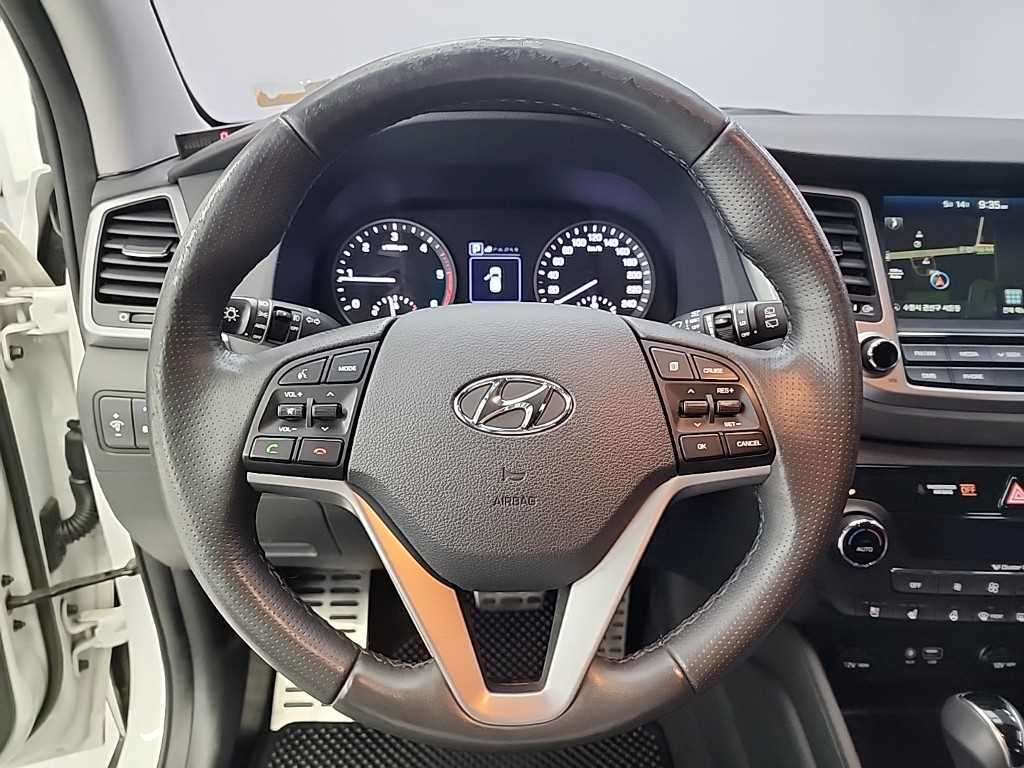HYUNDAI Tucson - Vista 9