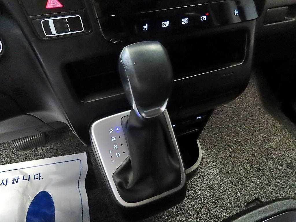 HYUNDAI Staria 2022 - Importación desde Corea - HF Imports Iquique - Foto 16