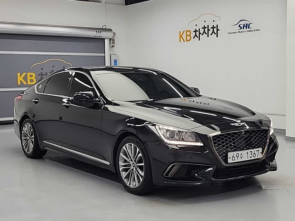 HYUNDAI Genesis - Vista 4