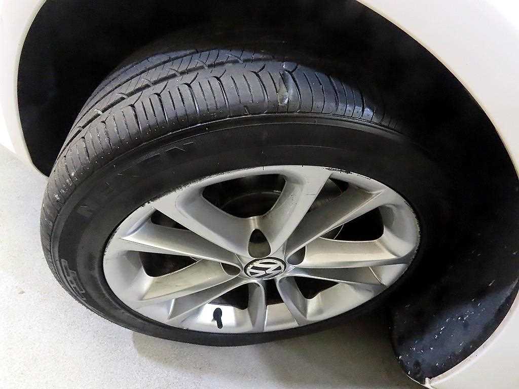 Volkswagen CC - Vista 6
