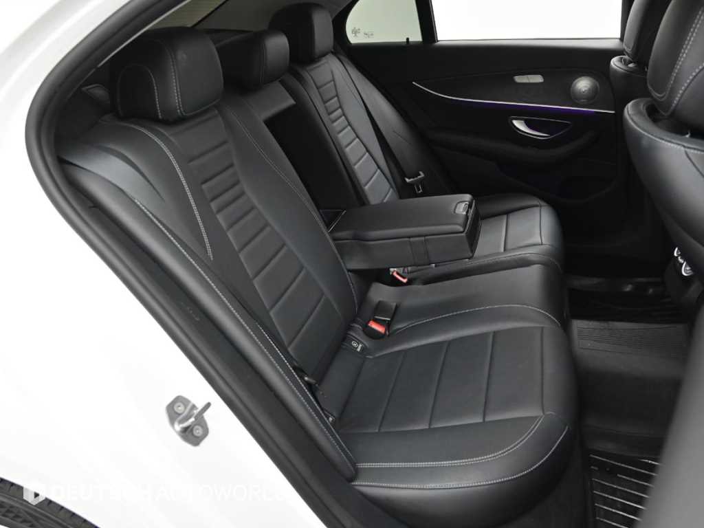 Mercedes Benz E class - Vista 12