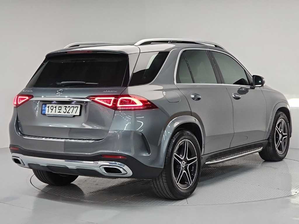 Mercedes Benz GLE Class - Vista 4