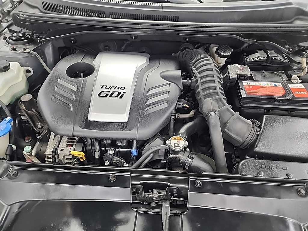 HYUNDAI Veloster - Vista 5