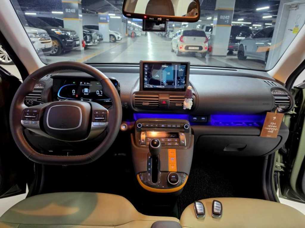 HYUNDAI Casper - Vista 5
