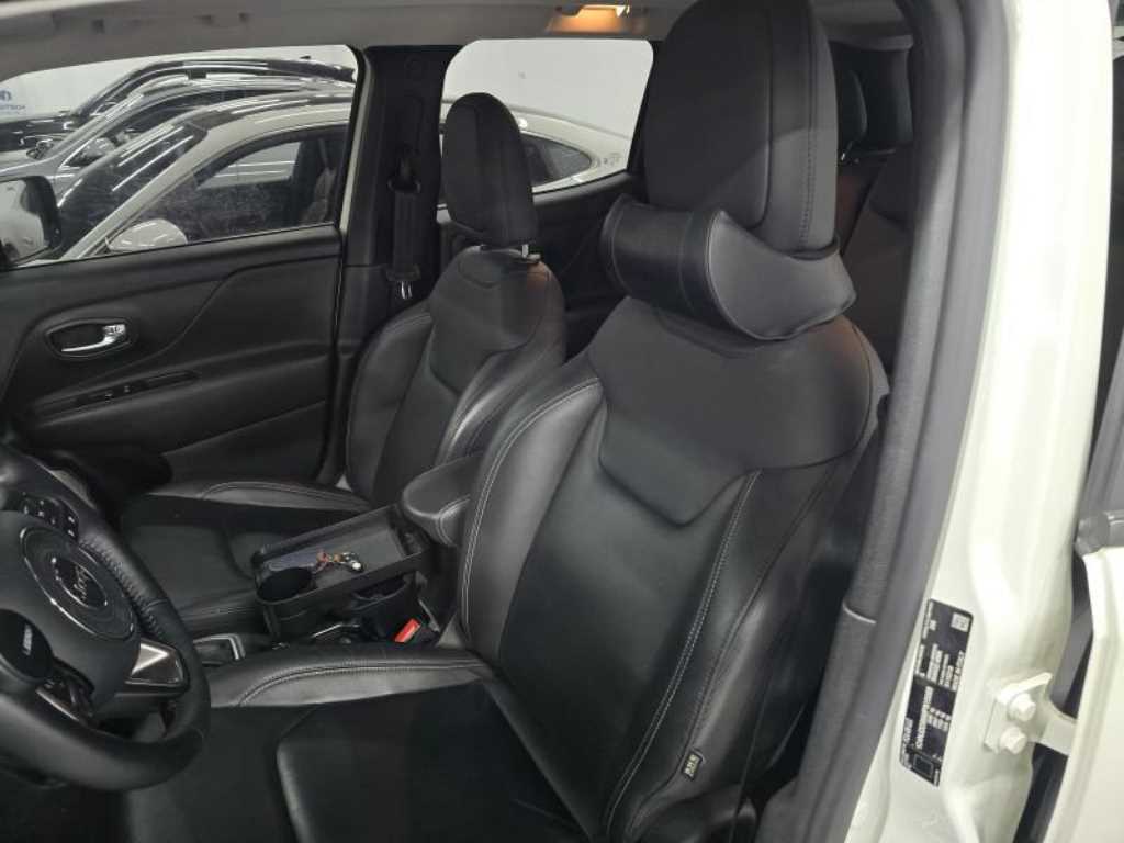 Jeep Renegade - Vista 8