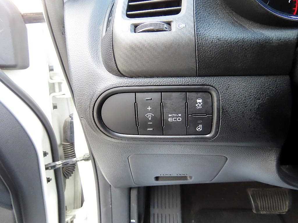KIA K3 - Vista 12
