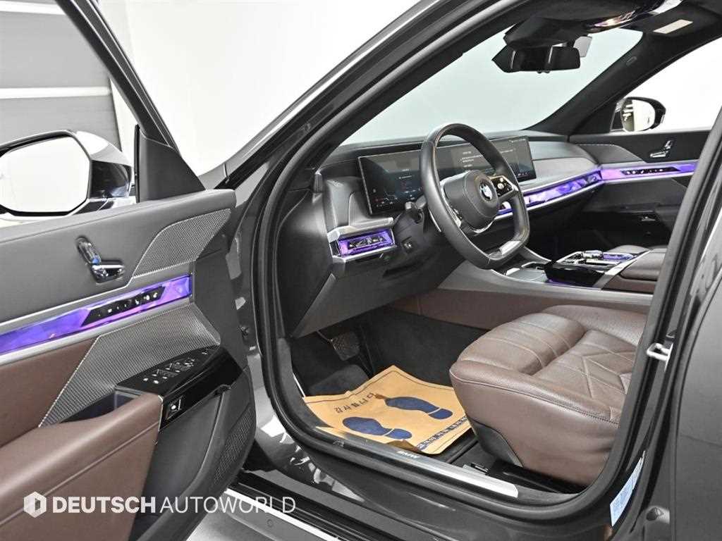 BMW 7 Series - Vista 11