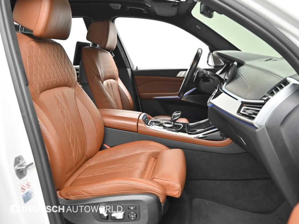 BMW X7 - Vista 10