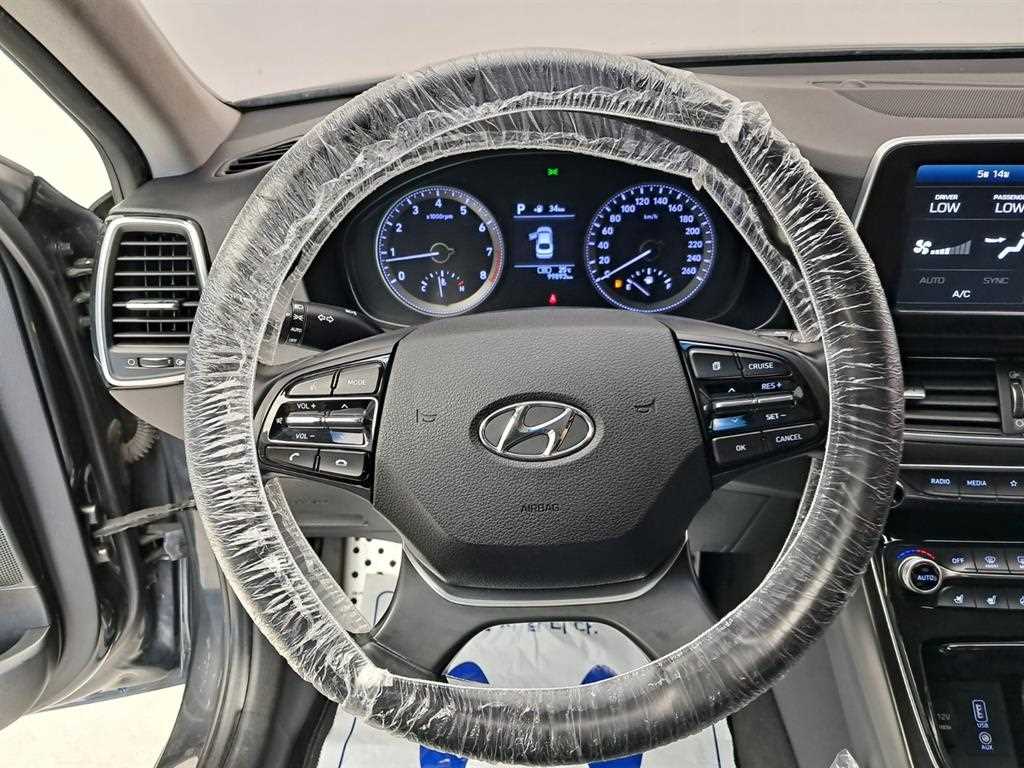 HYUNDAI Grandeur - Vista 7