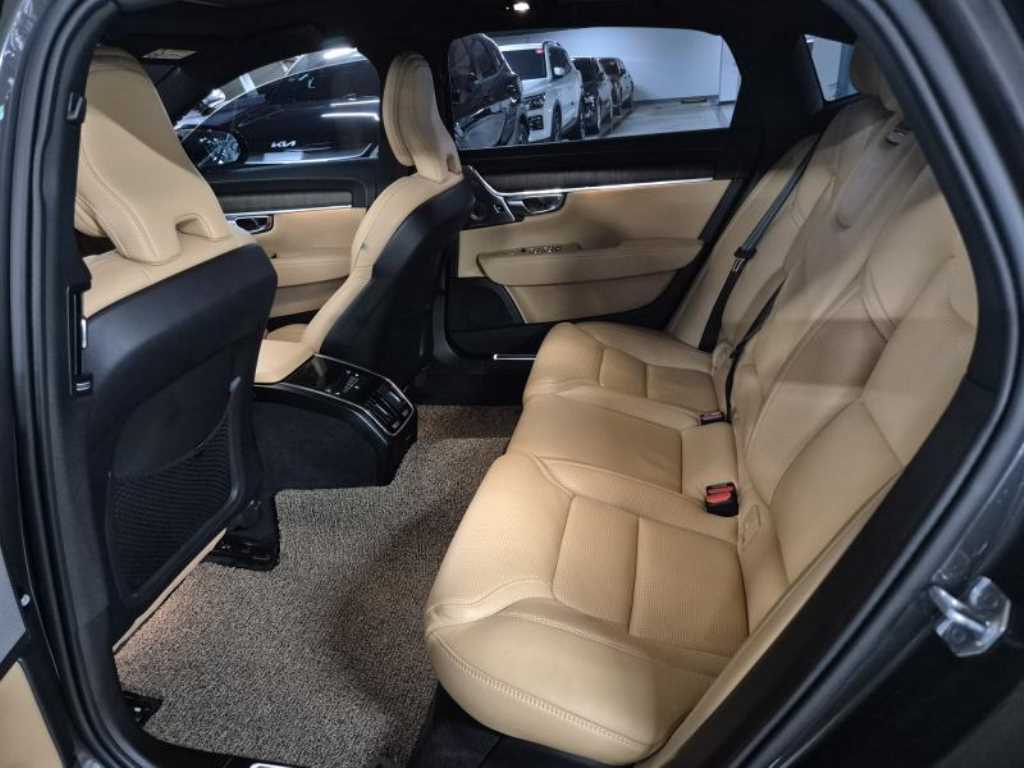 Volvo S90 - Vista 11