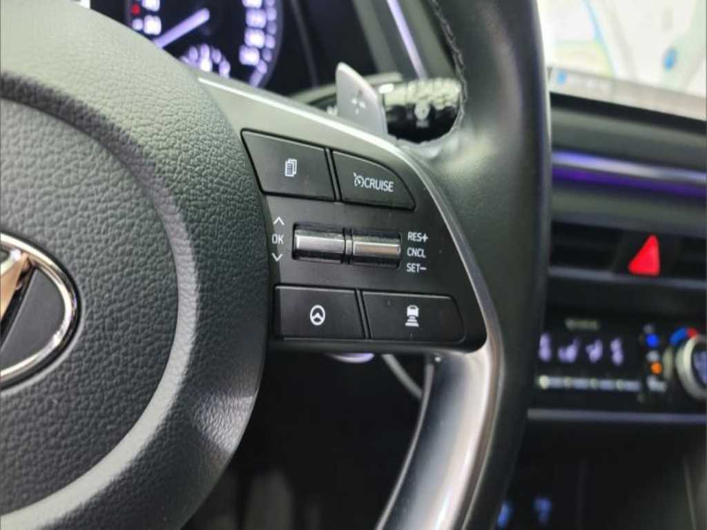 HYUNDAI Sonata - Vista 2