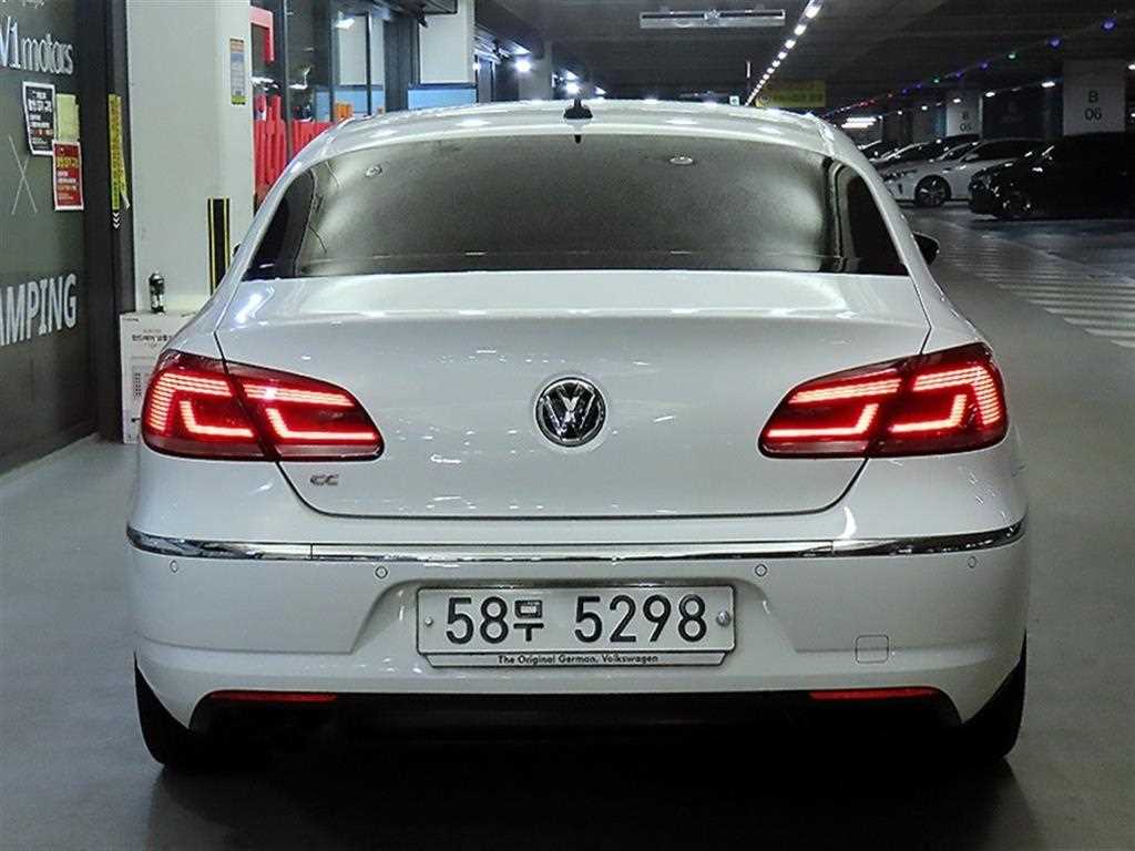 Volkswagen CC - Vista 5