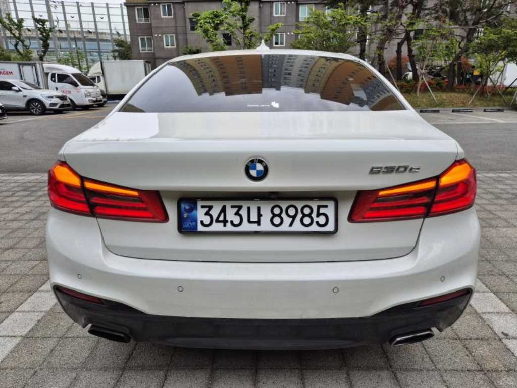 BMW 5 Series - Vista 4