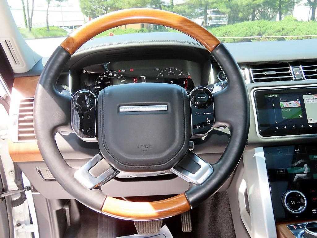 Land Rover Range Rover - Vista 8