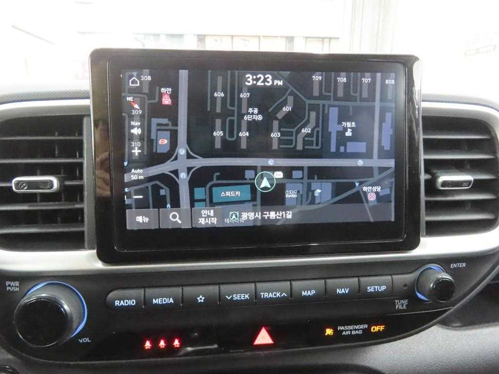 HYUNDAI Venue 2022 Blanco - Importación desde Corea - HF Imports Iquique - Foto 14