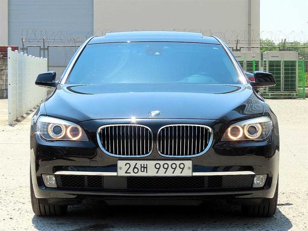 BMW 7 Series 2012 Negro - Importación desde Corea - HF Imports Iquique - Foto 1