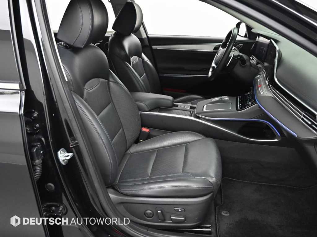 HYUNDAI Grandeur - Vista 11