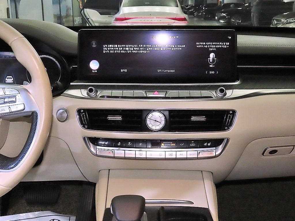 KIA K9 - Vista 11